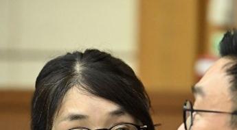 김건희, 오늘은 특검 출석…'이우환 그림 뇌물 혐의' 조사
