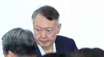 "감옥서 술 주나", "리플리 증후군"…尹 계엄 1년 메시지에 비난 폭주