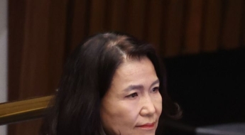"'개딸' 추석선물 주려고"…방통위 폐지에 이진숙 '법적 대응' 방침(종합)