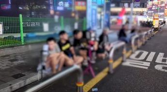 "틈만 나면 카메라 들이대고 난동"…막장 유튜버 성지 된 부천역에 칼 빼들었다