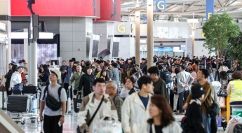 최장 5일 황금연휴 생기나… 노동절 '공휴일' 추진에 기대감