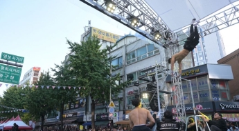 첫 ‘이순신 축제’에 2만명 참여해 '충무로 들썩'