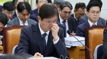 [1mm금융톡]취임 100일 이찬진 원장, 고개 든 내부 불만… 리더십 시험대에