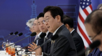 분위기 확 달라졌다…李대통령 임기 내 코스피 5000 달성할 것 45%