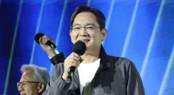 '완판남' 이재용 회장이 픽한 재킷 89만원…정의선 회장의 조끼는?