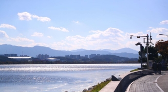 [내일날씨]곳곳에 약한 비...체감온도 낮아 낮부터 쌀쌀