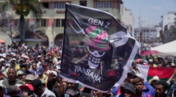 "이대론 못 살겠다, 우리도 대통령 바꾼다"…탄핵까지 몰고 간 원동력은