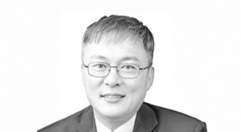 [산업의 맥]APEC이 남긴 숙제, AI시대 살아남기