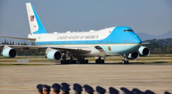 트럼프·시진핑 들어온 김해공항, APEC 성공의 출발점