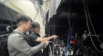 50살 된 연구소의 '퀀텀 점프'…'측정의 손'으로 만드는 양자컴퓨터