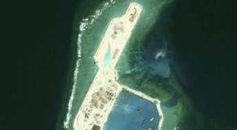 베트남, 남중국해 인공섬 21개 구축…中, 침묵하는 이유 보니