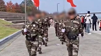 "여의도 한강공원에 군복 입은 중국인들이 쫙"…누리꾼 "이건 아니지"