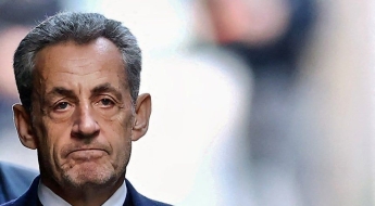 "음식에 침 뱉었을까봐 안 먹어"…교도소 수감된 전직 프랑스 대통령, 요거트만 섭취