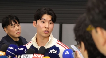 "1억2000만원 빌렸는데 이자가 1억이라니" 현수막 시위에 입 연 김혜성 父