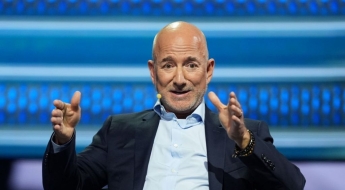 베이조스, 4년 만에 경영 복귀…AI 스타트업 이끈다