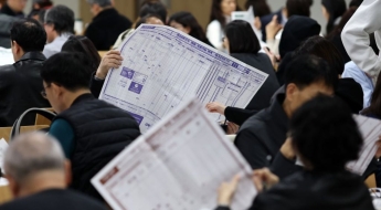 "2040학년도 수능 폐지"…정근식 "현 5학년부터 수능 절대평가, 서·논술형 도입"