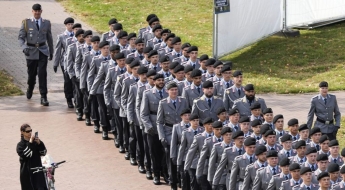 올해만 전국서 3000명 접수…과거 제도 부활 앞두고 '군입대 거부' 급증하는 독일