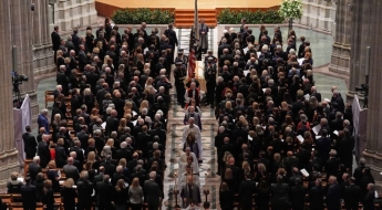 체니 전 美부통령 장례식 엄수…트럼프·밴스 불참