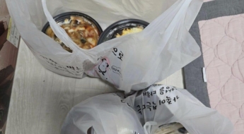 "일당 날리지 마세요"…배달 잘못 온 기사에 3만원 쥐여준 손님