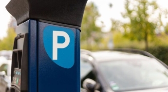 야금야금 빼돌린 주차요금 무려 17억…단속원 횡령에 인구 7만 도시 '발칵'