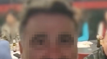 대만 관광객 16명이 피자 다섯판 시키자…