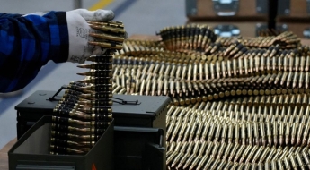 운전 중인 트럭기사 돌연 쉬라고 하더니…'군 탄약 2만발 도난', 누가 범인?