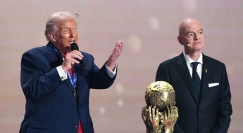 '노벨평화상' 꿈꾸던 트럼프, 'FIFA 평화상'으로 소원 풀었다