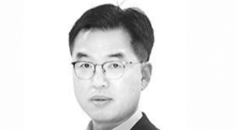 [시론]경제수석이 안보인다는데…