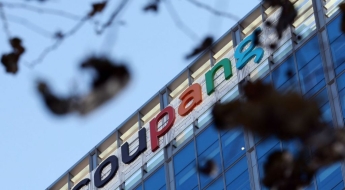 경찰, '개인정보 유출 사태' 쿠팡 닷새째 압수수색