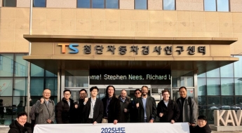 테슬라도 표준방식으로 검사…교통안전공단, 검사체계 공동개발