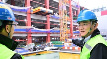 이재용, 반도체 직접 챙긴다…DS 기흥·화성 사업장 방문