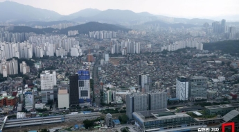 사업비로 전세금 반환…이주비 대출 규제에 돌파구 찾는 조합[부동산AtoZ]