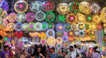 끝난 성탄절 아쉽다면 '이곳' 가세요...내년 1월까지 크리스마스 시즌