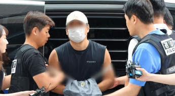 부모 폭행하다 말리던 형까지…일가족 3명 살해한 30대 무기징역