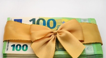 삼성전자·테슬라 이어…크리스마스 주식 선물은 '이것'