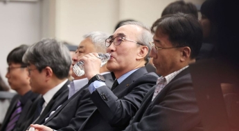 요금 할인 혜택 없는 KT…