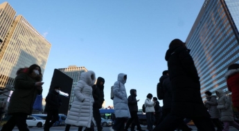 [날씨]일요일도 맹추위 계속…최저 -18도, 도로 살얼음 주의