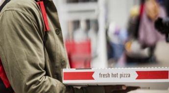 새벽 2시에 쏟아진 "주문" "주문"…마두로 체포, 피자집은 알고 있었다?