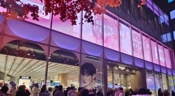 "韓국적 갖고싶다" 뜨거운 인기…日돈키호테 점령한 K뷰티[K웨이브3.0]⑦