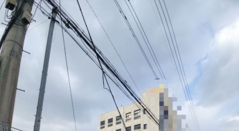 의정부서 강풍에 가로 15m 간판 추락…20대 행인 사망