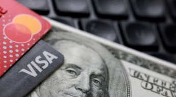 트럼프 이자율 상한 주장에 美은행·카드 주가 급락…업계 반발