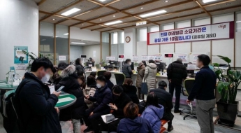 점심 거르고 관공서 갔더니 "휴무시간입니다"…이런 지자체 확산 중