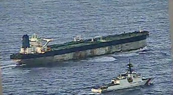 이름·국적 가짜인 '유령 배' 3000척 이상…美·英이 잡는 이유