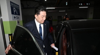 경찰, '김병기 차남 취업 청탁' 빗썸 압수수색 9시간만에 종료