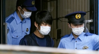 日법원, 아베 전 총리 살해범에게 1심서 무기징역 선고