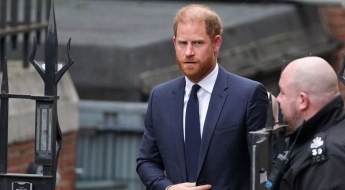 "언론 사생활 추적, 아내를 비참하게 만들어"…법정서 울컥한 해리 왕자