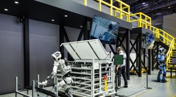 [Why&Next]노조에 발목잡힌 아틀라스‥벌써 투입된 옵티머스