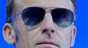 '나야, 주인공' 무대 오른 대통령…"센 척하시네" 조롱도 인기도 폭발했다 [World Photo]