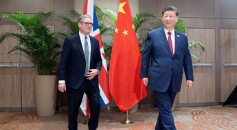 英 총리 8년만에 첫 방중…투자·무역확대 모색