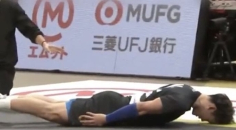 "머리카락 다 타겠다"…실수로 女스태프 공 맞히자 '슬라이딩 사과' 화제